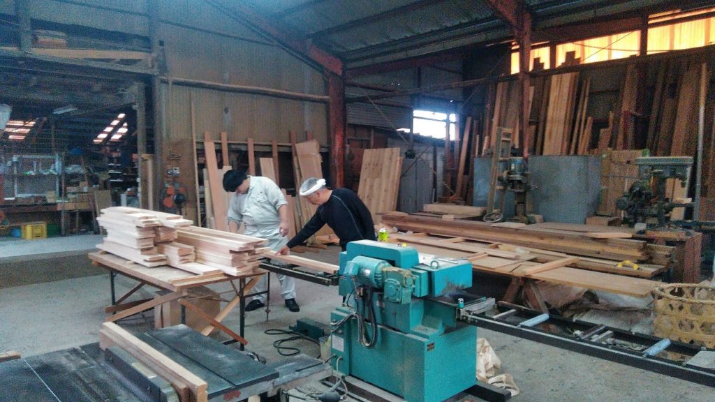 埼玉県深谷市で薪ストーブや自然素材を使った木の家のデザインされた注文住宅を建てるなら小林建設 