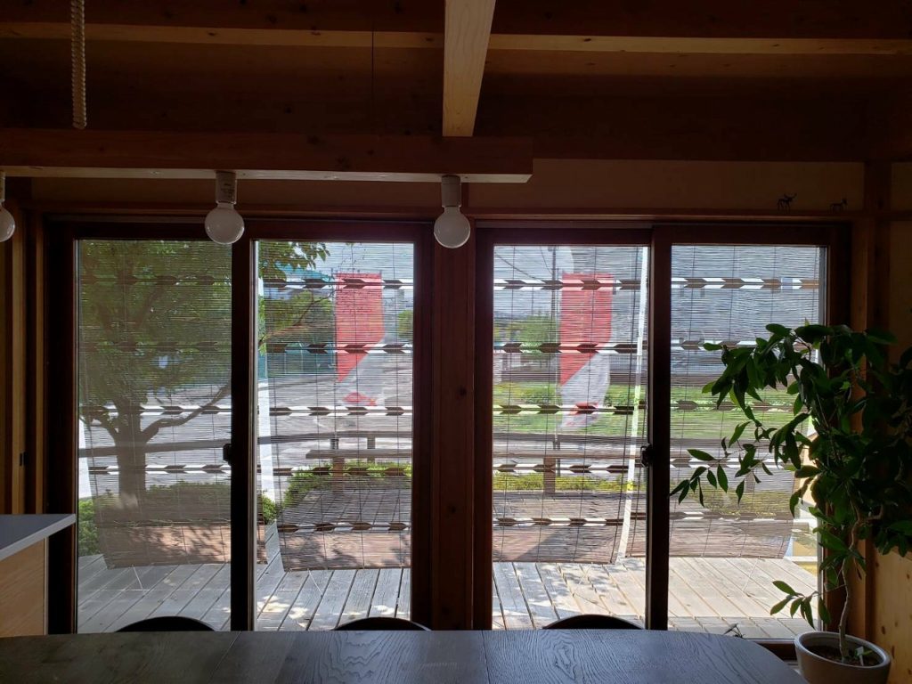 群馬県富岡市で薪ストーブや自然素材を使った木の家のデザインされた注文住宅を建てるなら小林建設												
