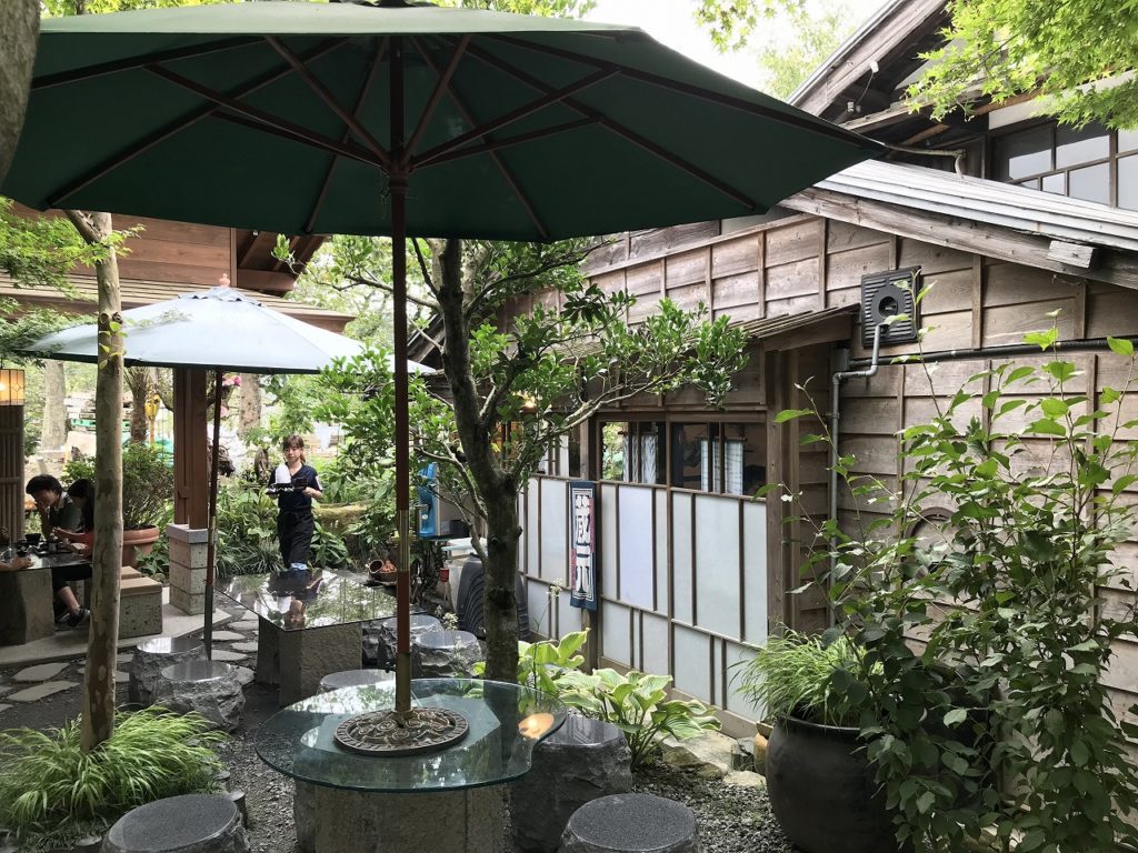 埼玉県東松山市で薪ストーブや自然素材を使った木の家のデザインされた注文住宅を建てるなら小林建設