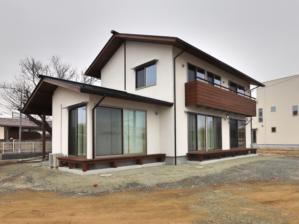 群馬県高崎市で自然素材を使ったデザイン住宅を建てるなら小林建設