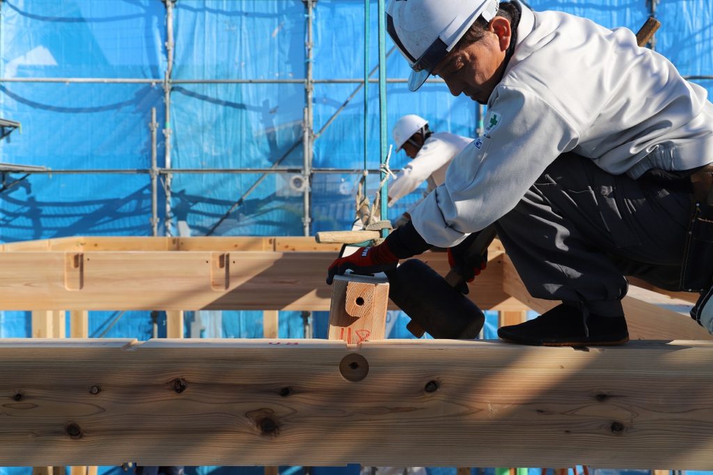 埼玉県深谷市で薪ストーブや自然素材を使った木の家のおしゃれな新築注文住宅を建てるなら小林建設 